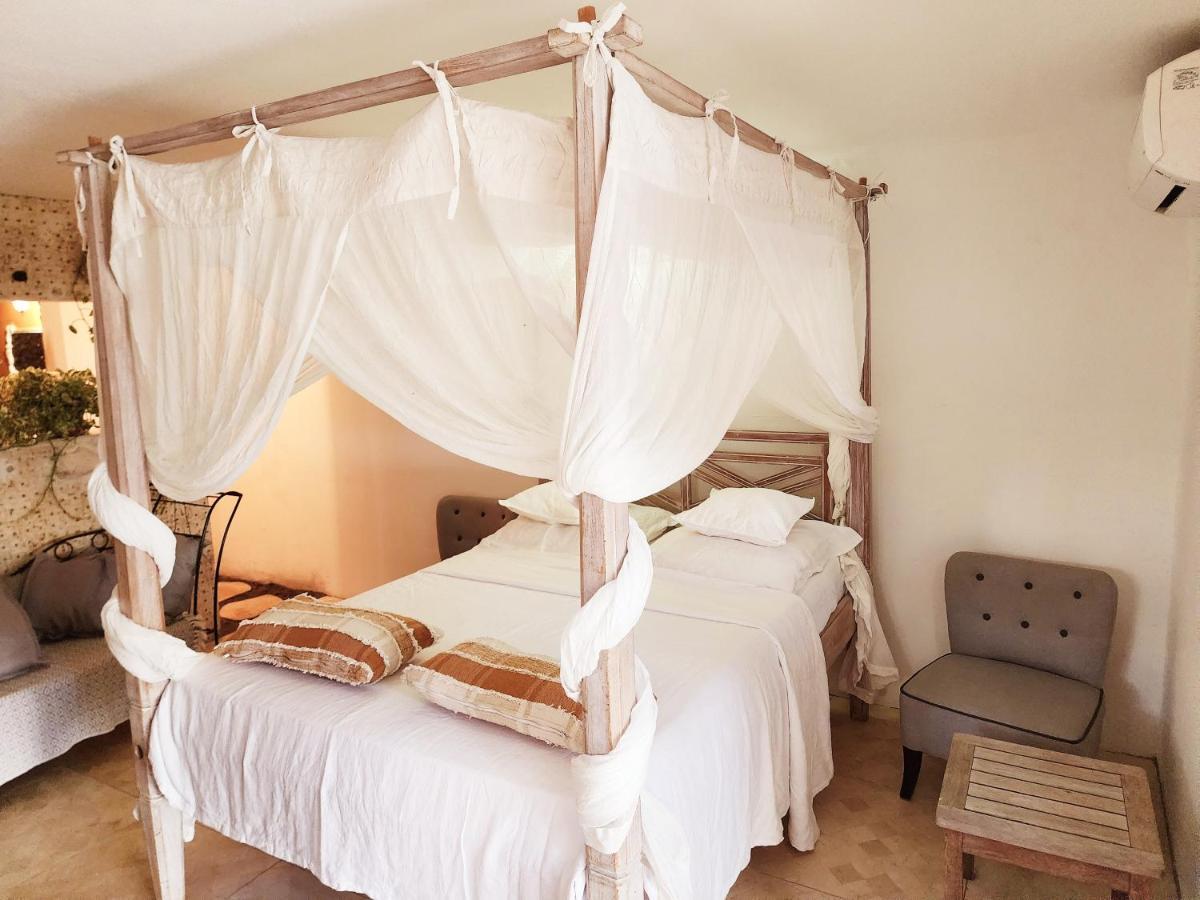 Perle Stone Studio- Bed And Breakfast Bahía de Simpson Exterior foto
